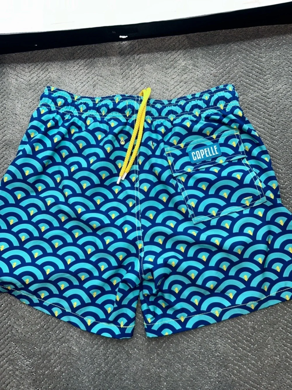 Capelle Men’s Men’s Premium Compression-Lined Hybrid Shorts – Clouds Size Large